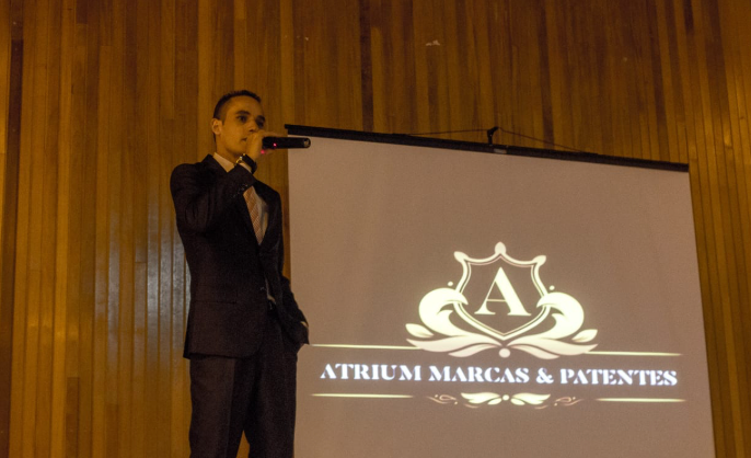 Apresentação da Atrium durante evento na FATEC-Itaquera