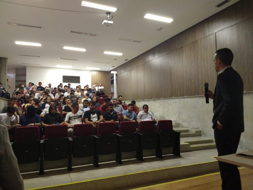 Palestra da Atrium na Fatec Itaquera
